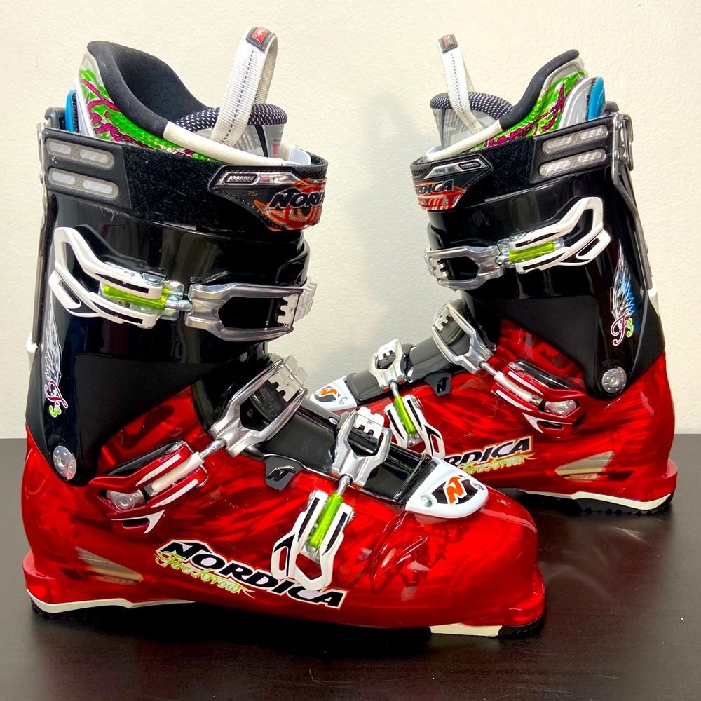 Nordica Fire Arrow F3 Ski Boots